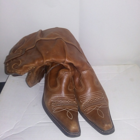 Maripe pointed toe boots - Picture 2 of 6